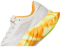 Беговые кроссовки Saucony Endorphin Pro 4 с технологией Speedroll
