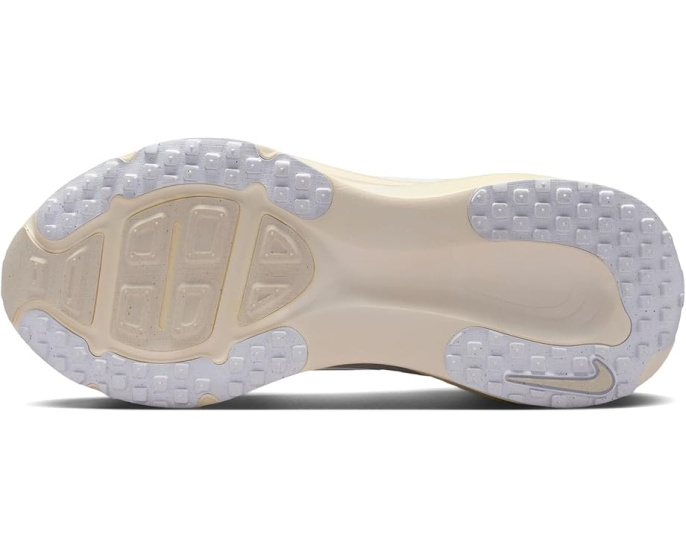 Кроссовки Nike Vomero 18 Essential с максимальной амортизацией Summit White