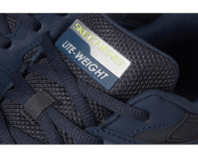 Кроссовки SKECHERS Track Ezral с технологией Hands Free Slip-in