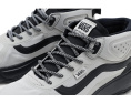 Кроссовки Vans Crosspath Mid с водонепроницаемым верхом для активного отдыха