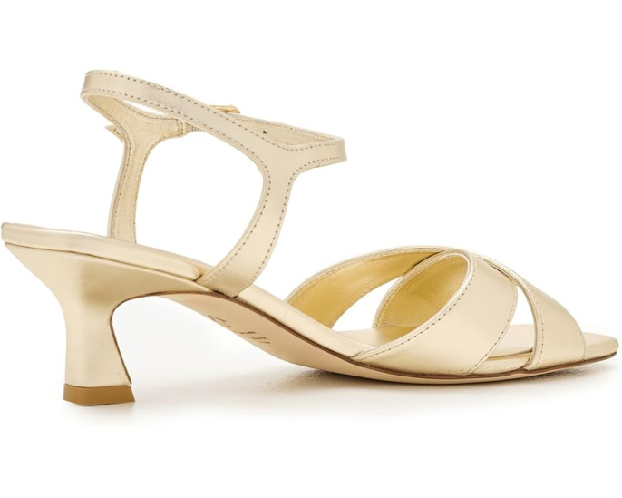 Босоножки Stuart Weitzman Vinnie Sandal 50 на каблуке kitten heel