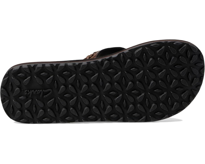 Сандалии Clarks Fenner Nerice с плетеным ремешком и мягкой стелькой