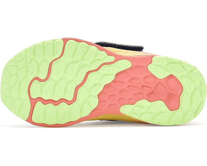 Кроссовки New Balance Fresh Foam Arishi v4 с липучкой для малышей
