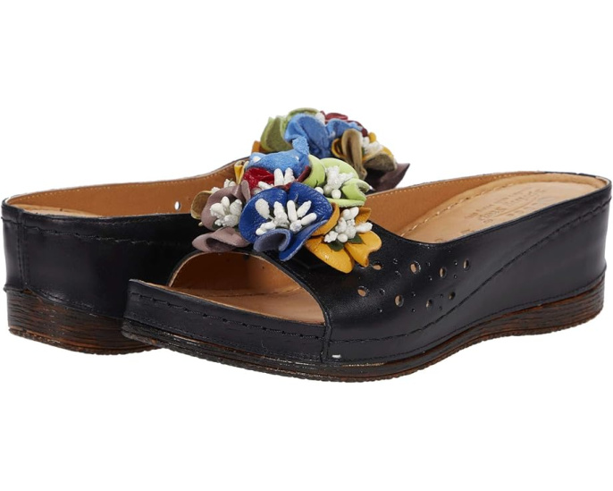 Сандалии Spring Step Flowerchild с кожаными цветами и перфорированным верхом
