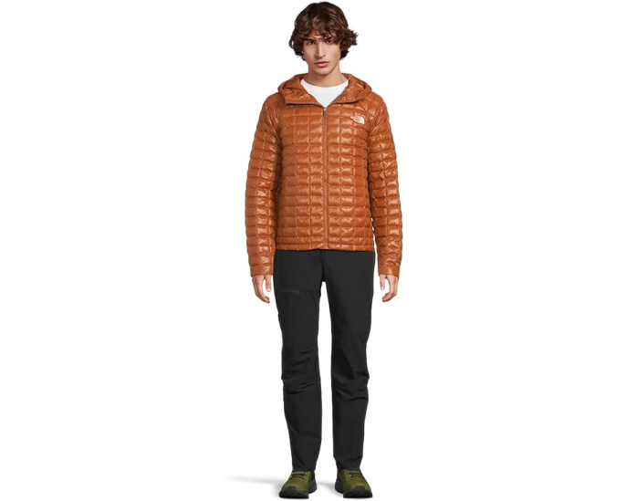 Куртка The North Face с капюшоном и синтетическим утеплителем THERMOBALL