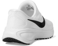 Кроссовки Revolution 8 EasyOn от Nike с пеноматериалом и дышащим верхом