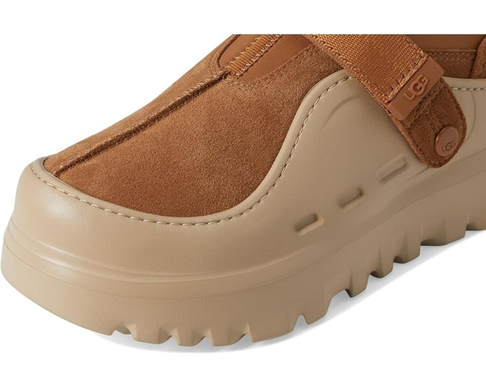 UGG Peakmod Lowcut с регулируемым ремешком и подошвой из сахарного тростника