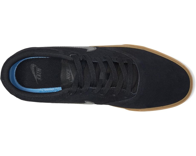 Кроссовки Nike Charge Suede с вулканизированной подошвой и пеной в средней части