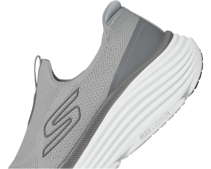 Беговые кроссовки SKECHERS Max Cushioning Endeavour без шнуровки