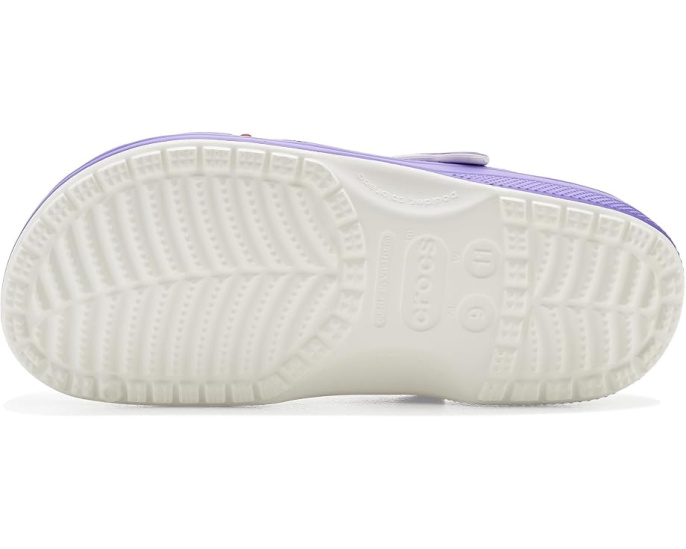 Crocs Friends Classic Clogs сабо с принтом и подвесками разноцветные