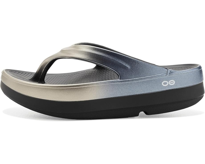 Сандалии OOFOS Oomega Oolala Luxe Thong на платформе 4 см