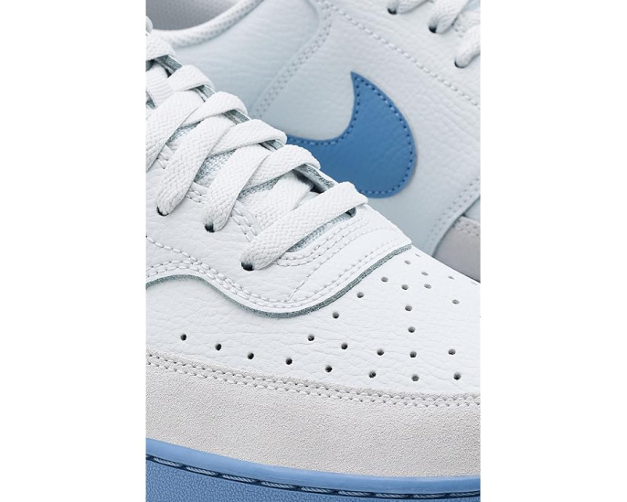 Кроссовки Nike Court Vision Low Suede в классическом стиле