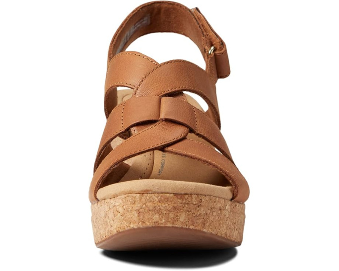 Летние босоножки Giselle Beach на платформе и клиньях от Clarks