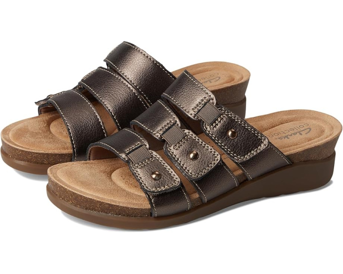 Сандалии Clarks Calenne Lily на трех ремешках с застежкой на липучке