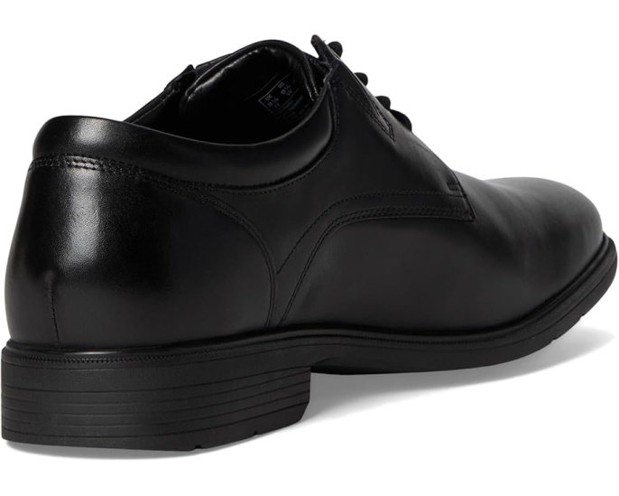 Туфли Clarks Steadwell Lace с миндалевидным носком и противоскользящей подошвой