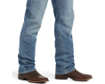 Джинсы Ariat M4 Low Rise Stackable Straight Leg в цвете Sawyer