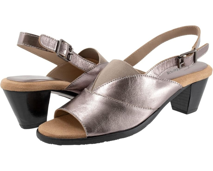 Босоножки Trotters Mavis с открытым носком и массивным каблуком