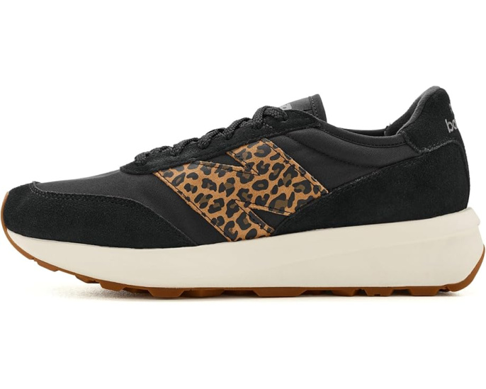 Классические кроссовки New Balance 370 с сетчатым верхом