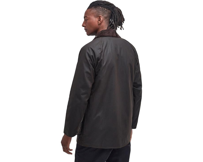 Классическая вощеная куртка Barbour Classic Beaufort Wax Jacket с отстегивающимся капюшоном