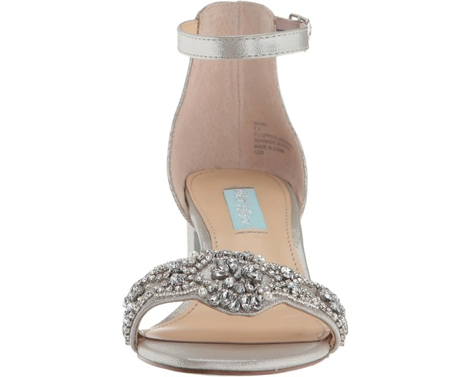 Босоножки Mel от Blue by Betsey Johnson на платформе с квадратным каблуком и стразами