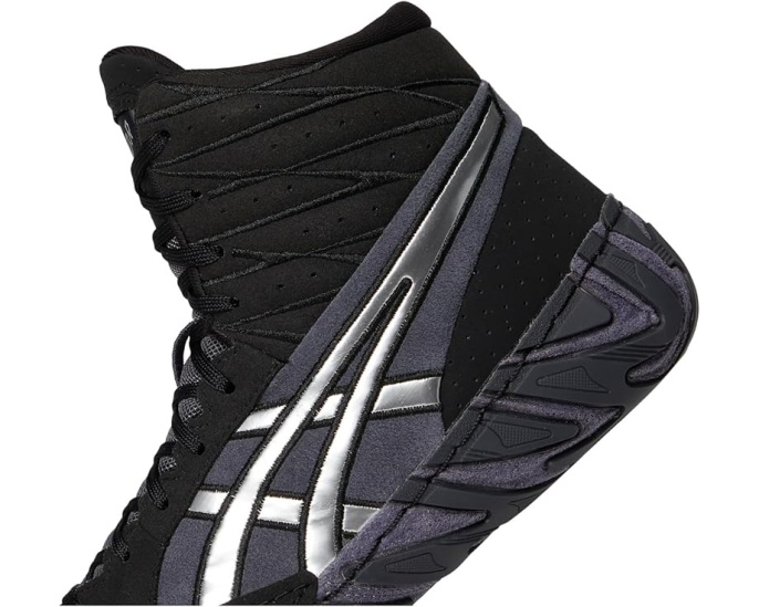 Борцовки ASICS Aggressor 6 с прочным верхом и легкой подошвой для полного контроля