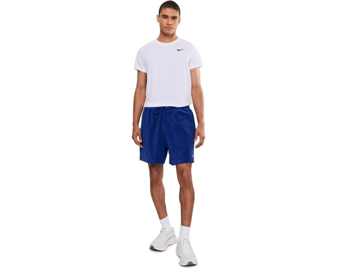 Шорты Nike Club French Terry с контрастной отделкой