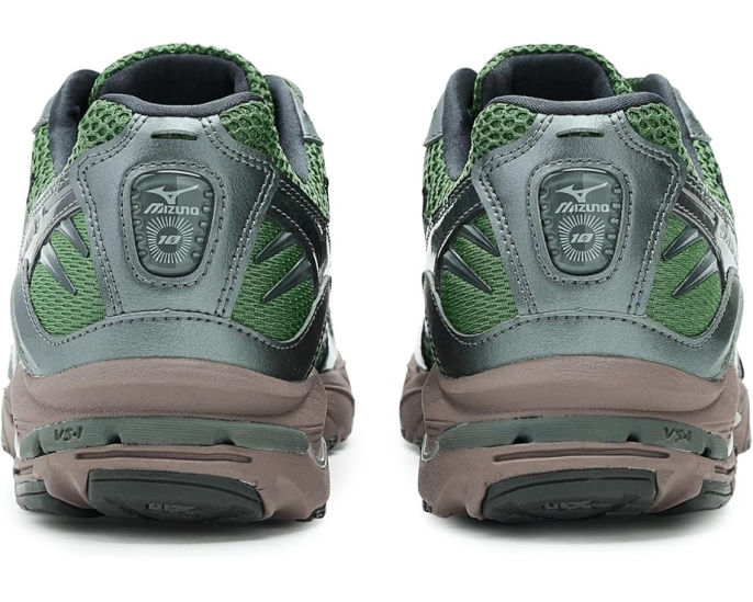 Беговые кроссовки Mizuno Wave Rider 10 с технологией Wave и Intercool