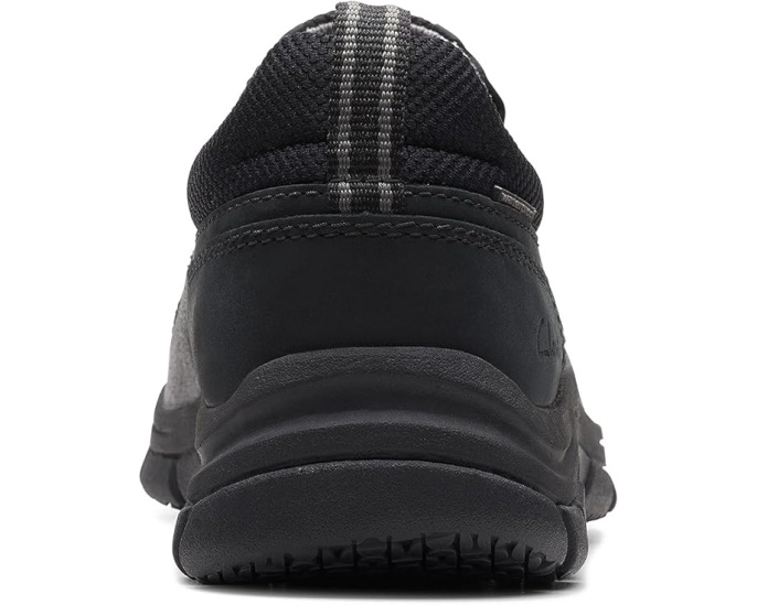 Водонепроницаемые кроссовки Clarks Walpath Step с кожаным верхом и квадратным каблуком