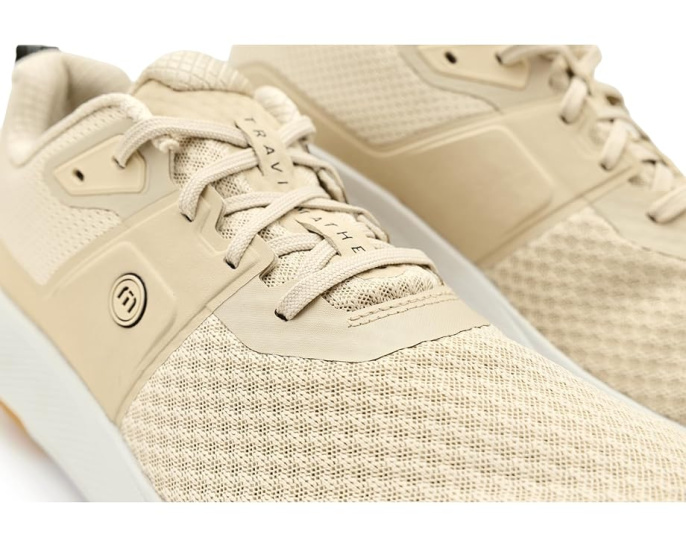 Кроссовки The Nuage от TravisMathew с технологией NuAge Foam