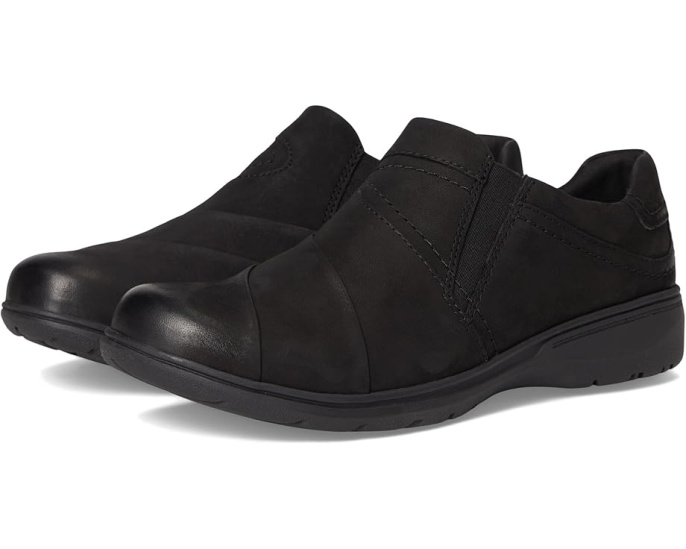 Слипоны Clarks Carleigh Abby из премиальной кожи с эластичной вставкой