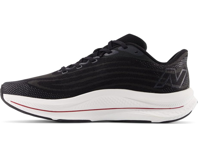 New Balance FuelCell Walker Elite кроссовки
