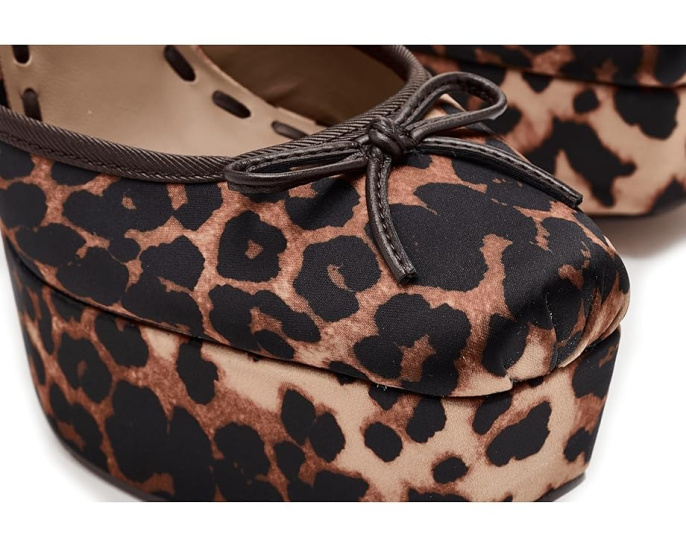 Босоножки на шпильке Listen с принтом животного от Steve Madden