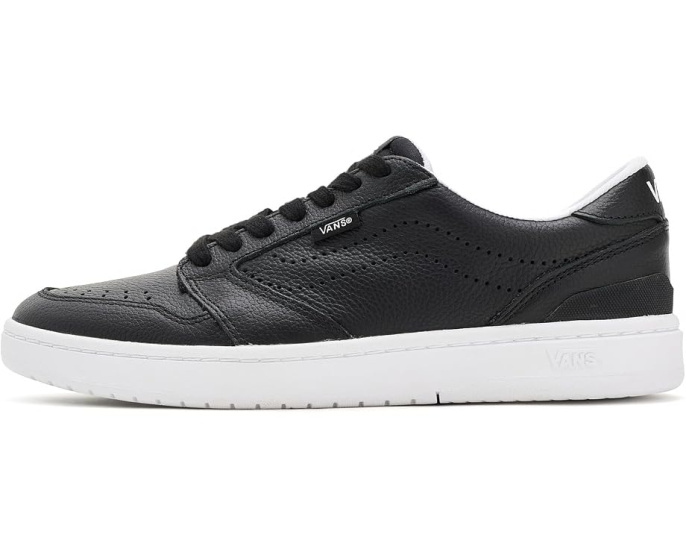 Кеды Vans Court Low из прочного канваса