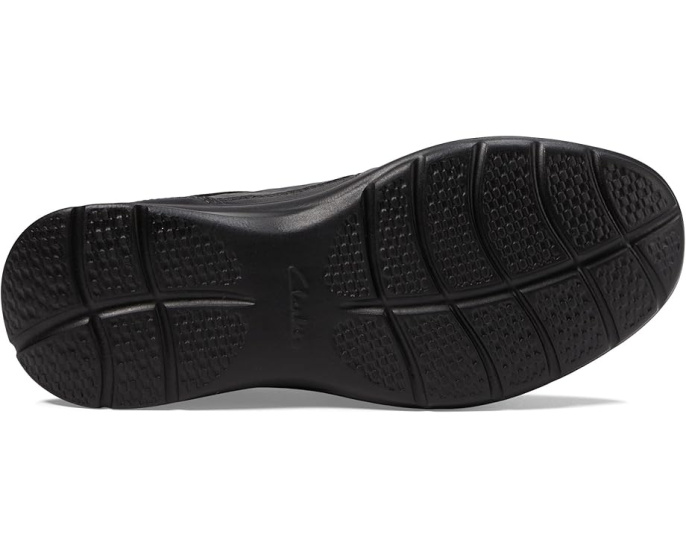 Мокасины Clarks Cotrell Free с технологией Cushion Soft и эластичными вставками
