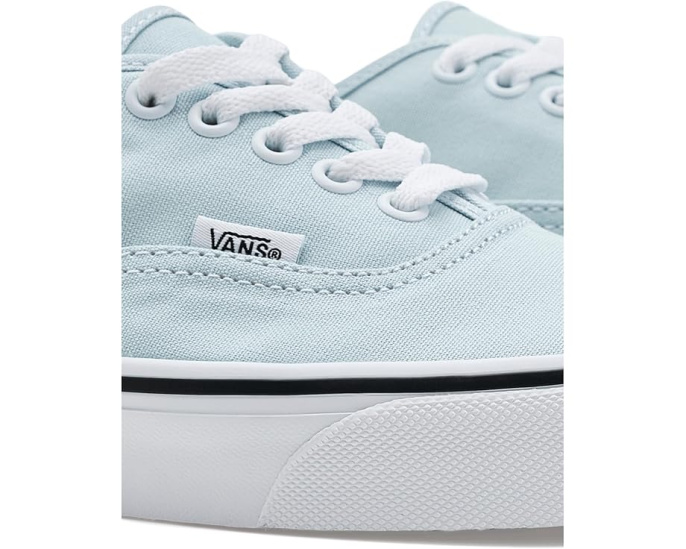 Кроссовки Vans Authentic с текстильным верхом и вафельной подошвой