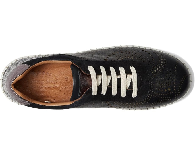 Кроссовки Spring Step Jumilla с принтом змеи и металлическими деталями
