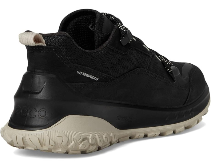 Низкие водонепроницаемые треккинговые кроссовки ECCO Ultra Terrain