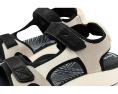 Сандалии Mira Bay на платформе с застежкой на липучке от Clarks