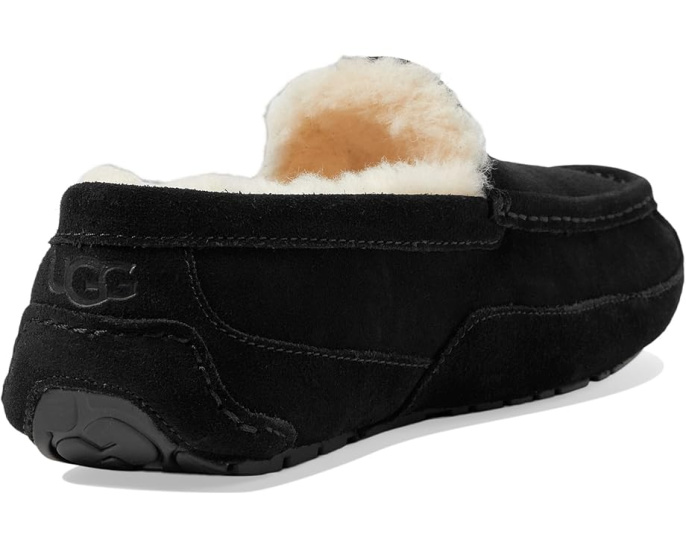 Домашние тапочки UGG Wide Ascot из замши с шерстью