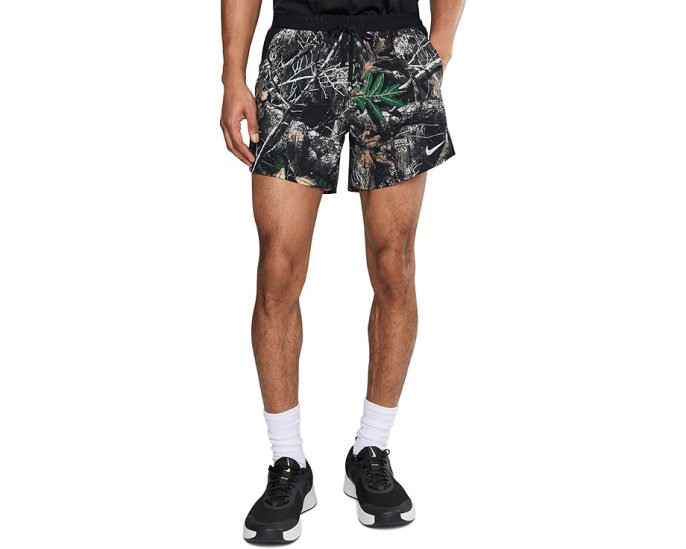 Шорты Nike Stride Dri-FIT 5 дюймов для бега с встроенными трусами