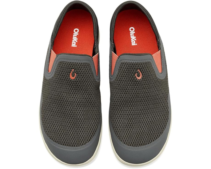 Обувь Moku Slip-on с сетчатым верхом и технологией Drop-In Heel от OluKai
