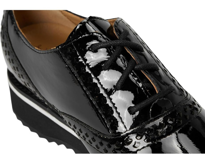 Туфли Ulyssa Wingtip с перфорацией на резиновой подошве