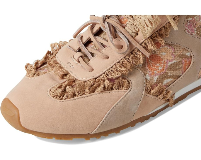 Кроссовки Circus NY by Sam Edelman Nash Lace с кружевными рюшами