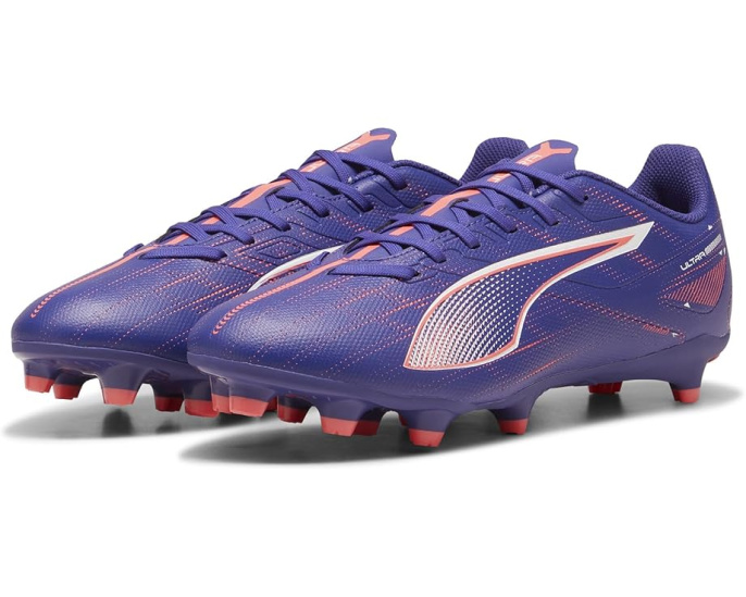 Бутсы Puma Ultra 5 Play Firm для искусственного покрытия с рециклированными материалами