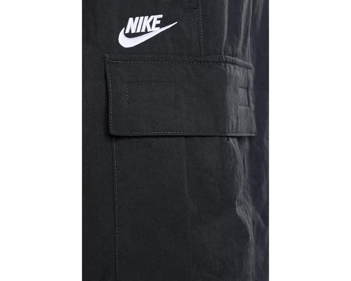 Шорты Nike Sportswear Club Utility с карманами на клапанах