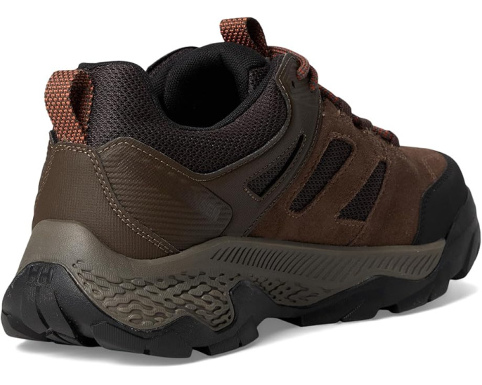 Кроссовки Switchback Low 3 HT от Helly Hansen с водонепроницаемым верхом