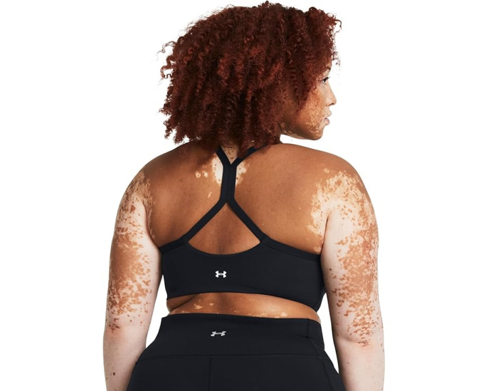 Under Armour Motion Bralette бралетте с вырезом лодочкой и силуэтом рейсбек