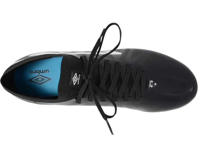 Футбольные бутсы Umbro Velocita 6 Premier с TPU верхом и подошвой