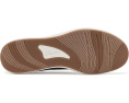 Слипоны Breezesky Air от Clarks с эластичными вставками и стелькой Cloudsteppers