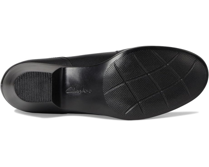 Туфли-лодочки Clarks Emily 2 Edyth с круглым носком и удобным каблуком